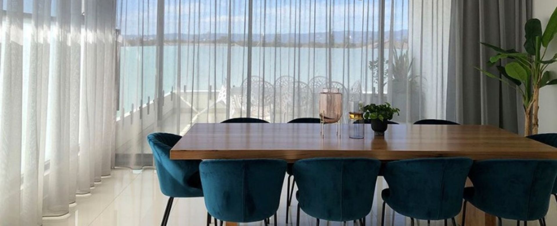 Sheer Curtains – What’s All The Fuss About?